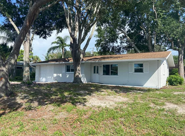 $903K Portfolio Loan