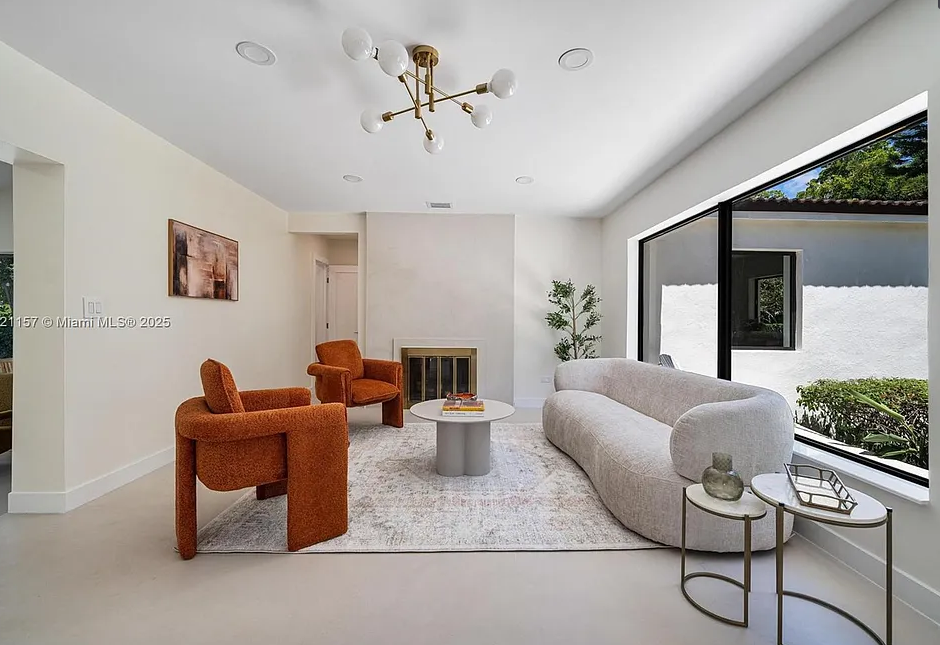 $793K Fix-And-Flip Loan