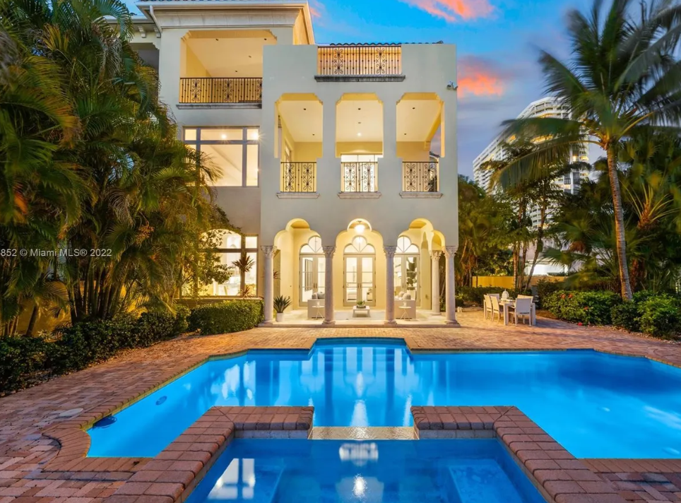 Aventura Property